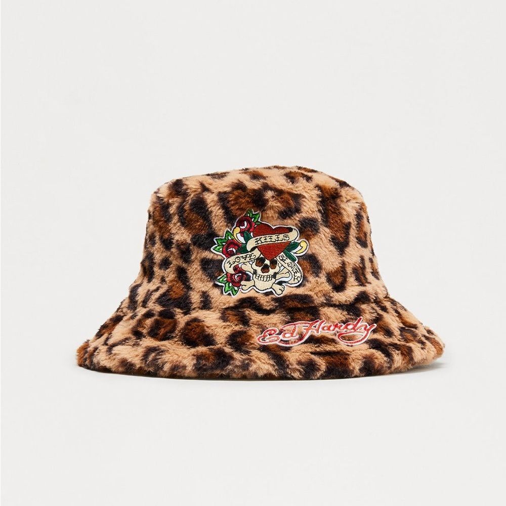 Ed Hardy Women's Off White Suede Faux Fur Bucket Hat OS Skull Pink Roses NWT